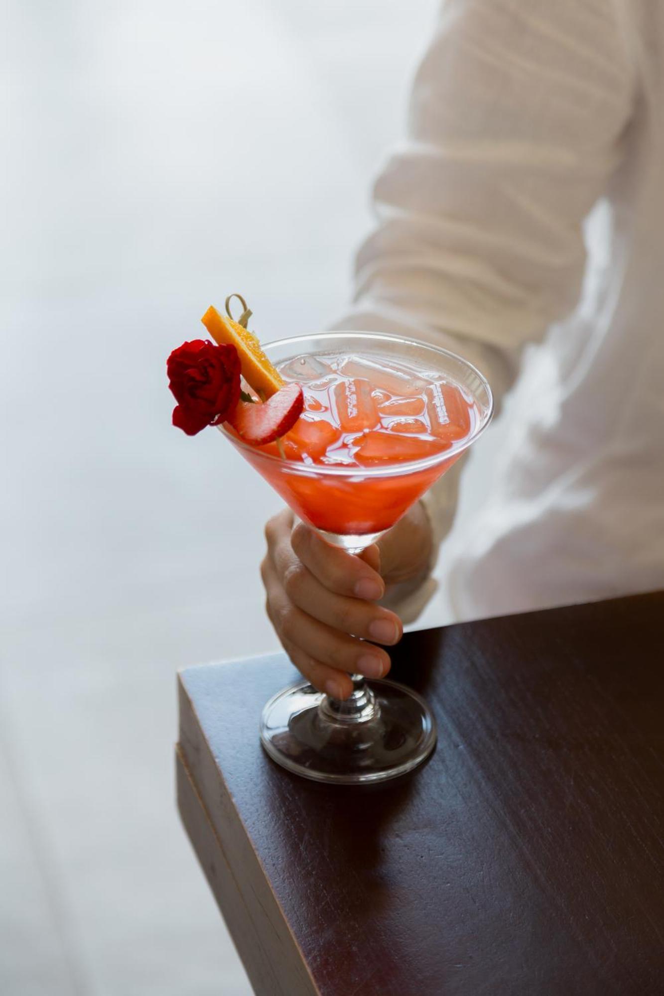 Tasana Bar And Luxury Resort 코란 외부 사진