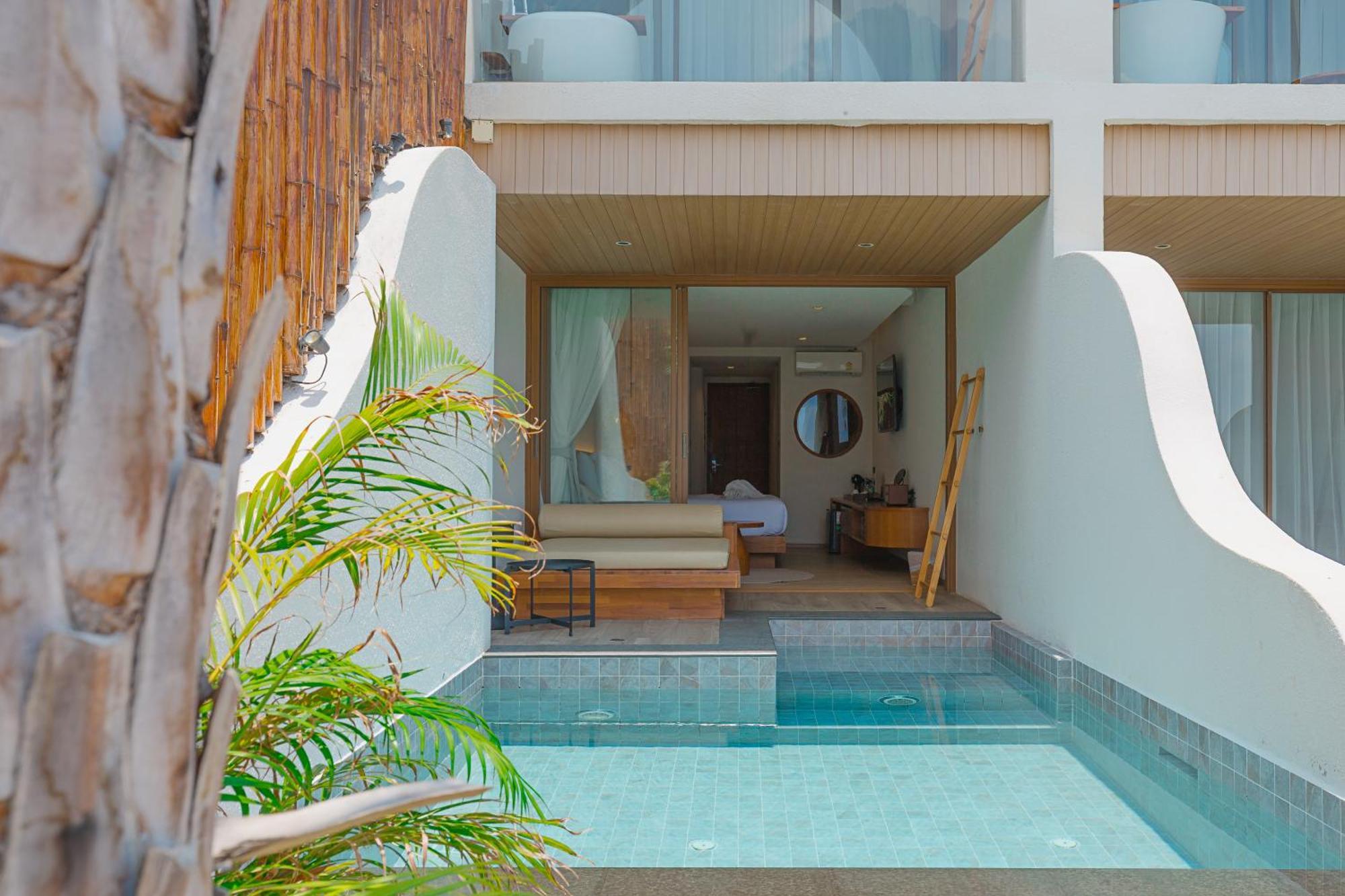 Tasana Bar And Luxury Resort 코란 외부 사진